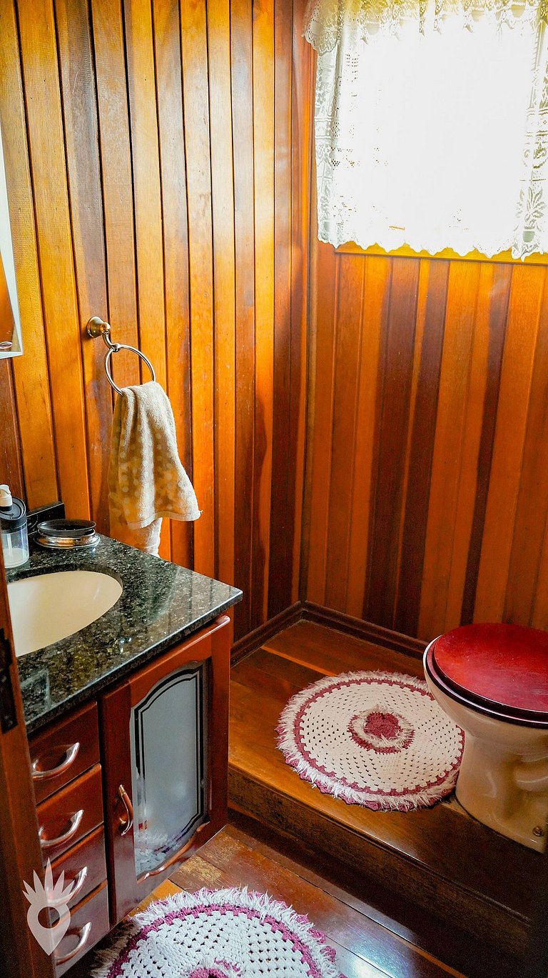 Casa Europeia com Lareira & Piscina em Indaiatuba