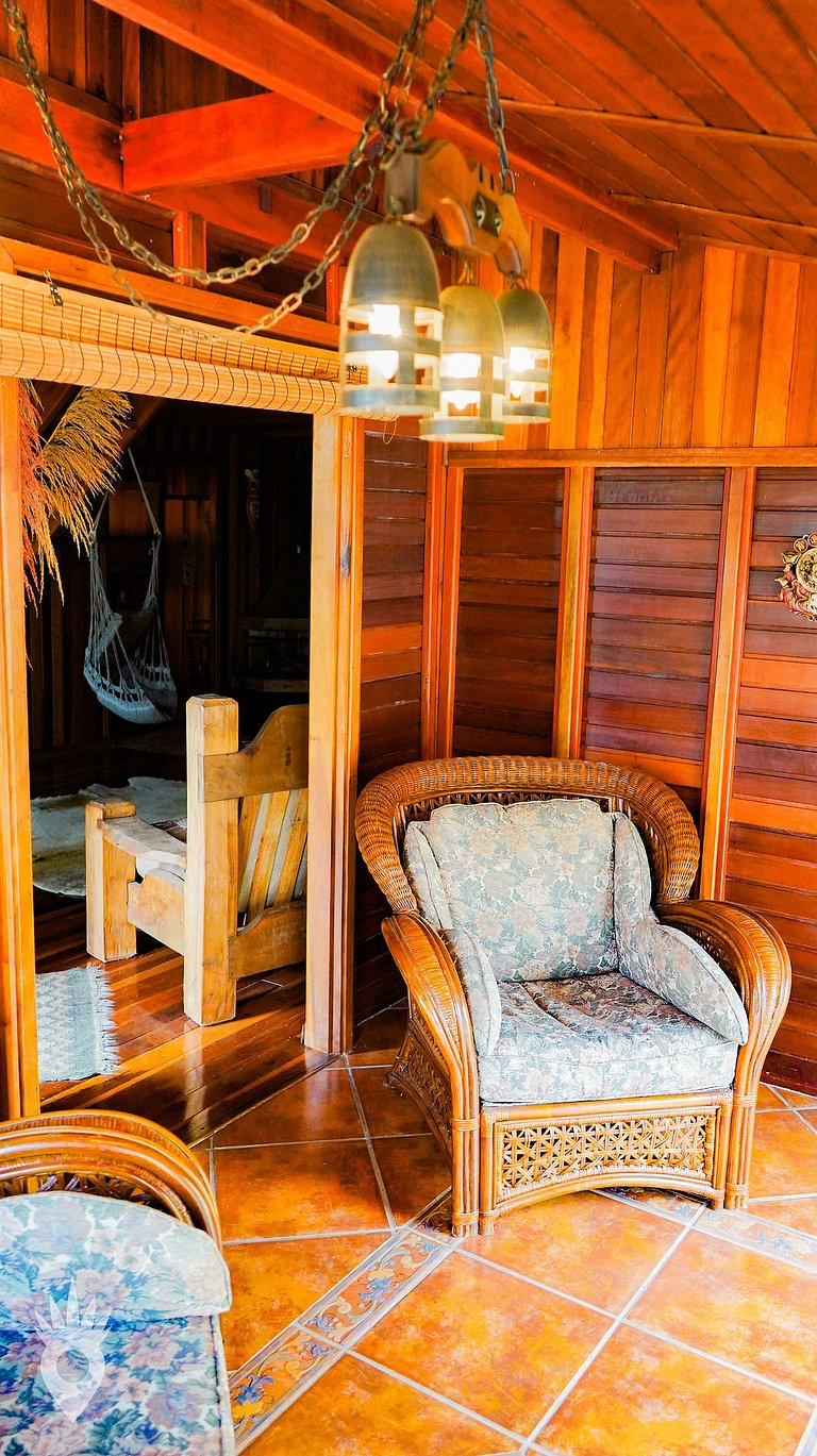 European House with Fireplace & Pool in Indaiatuba