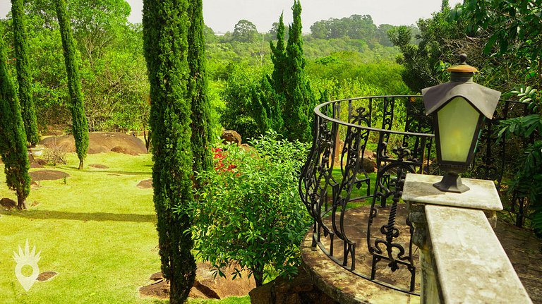 Casa Europeia com Lareira & Piscina em Indaiatuba