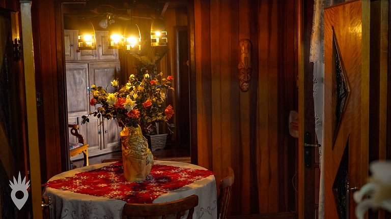 European House with Fireplace & Pool in Indaiatuba