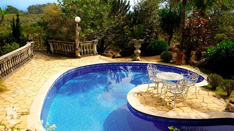 Casa Europeia com Lareira & Piscina em Indaiatuba