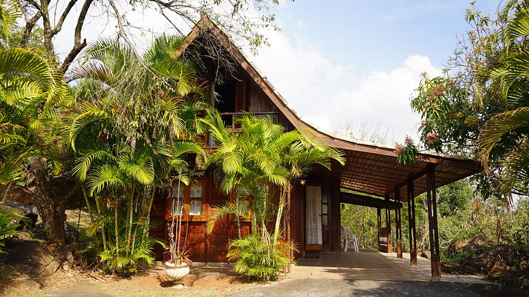 Chalet Europeo con Vistas a la Naturaleza