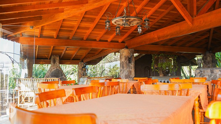 Casa com Piscina & Área Gourmet em Indaiatuba