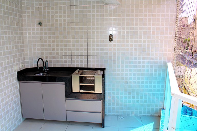 Apartamento na Praia do Tombo em Guarujá-SP