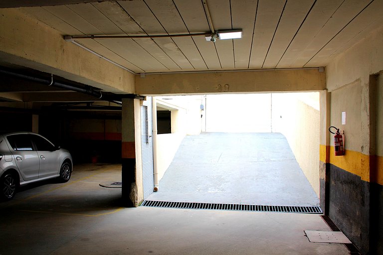 Apartamento na Praia do Tombo em Guarujá-SP