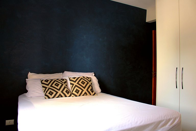 Apartamento na Praia do Tombo em Guarujá-SP